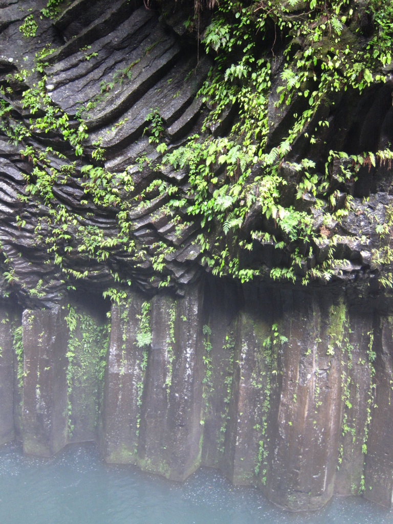 高千穂峡・仙人の屏風岩