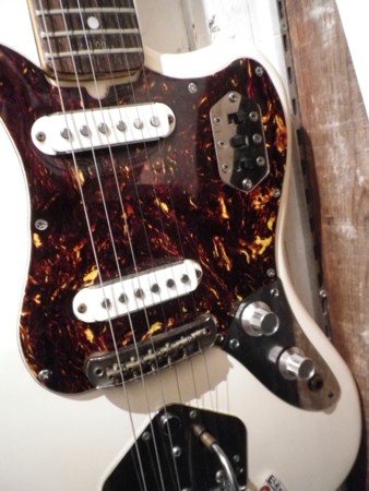 ELK DELUXE - 路地裏のmuunya