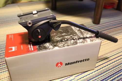 Manfrotto - 【ゆうゅぅゅぅ】マンフロット ビデオ雲台  MVH500A Amazon | Manfrotto プロフルード ビデオ雲台 60mm ハーフボール