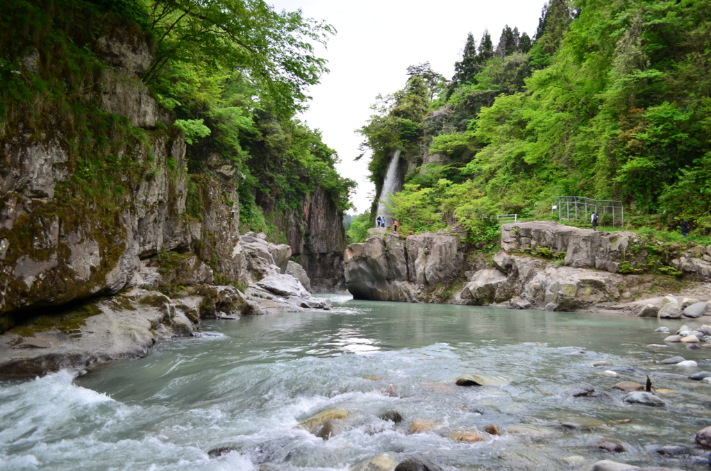 f:id:noxtuch:20160508101840j:plain f:id:noxtuch:20160508101840j:plain