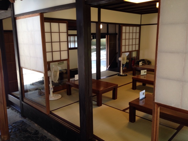 f:id:okumusi:20140620100927j:plain f:id:okumusi:20140620100927j:plain