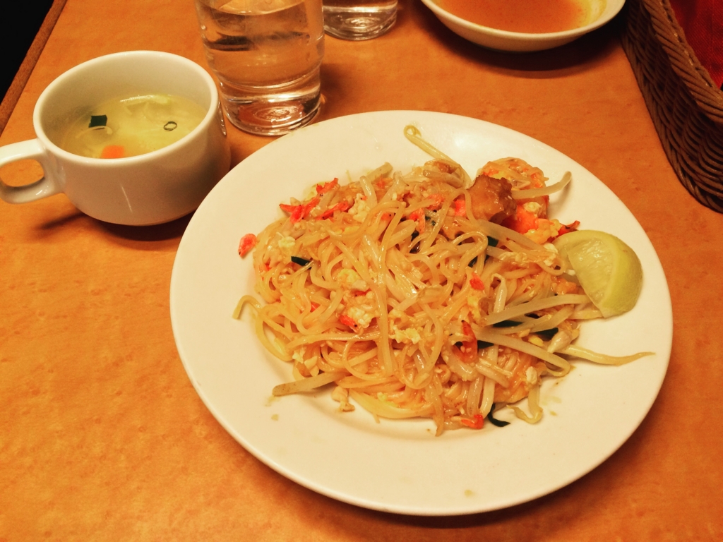 f:id:philo1985:20160215024100j:plain イエス・キリスト パッタイ タイ料理 福音 グッドニュース