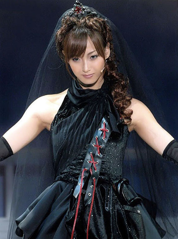 いつもとは一味違った藤本美貴の画像