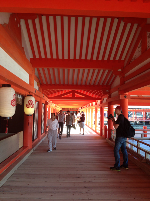 f:id:soratobu-kakuni:20131017074254j:plain f:id:soratobu-kakuni:20131017074254j:plain
