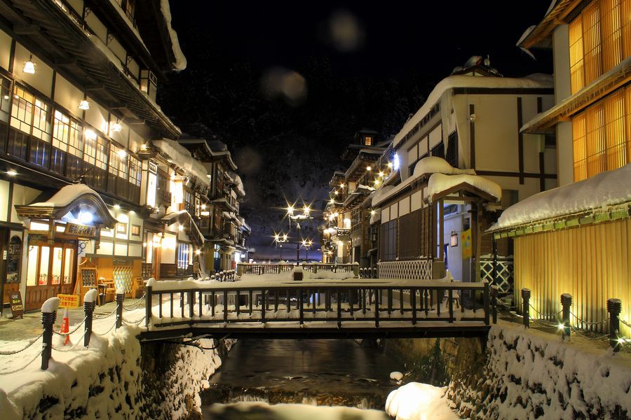 銀山温泉