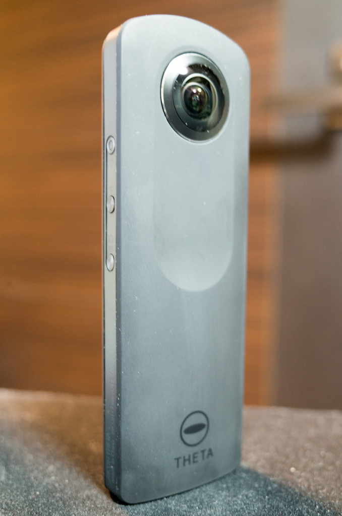 訳あり　RICOH THETA S ＋Etsumi三脚 RICOH THETA S（リコーシータ）と一緒に買っておきたい