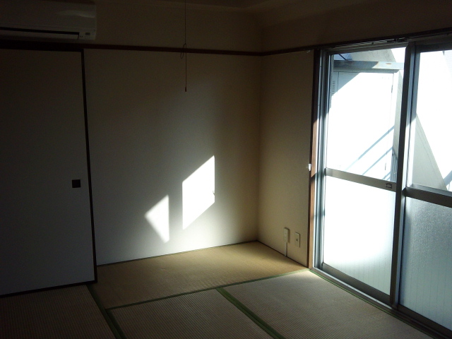 f:id:takahashikzn:20110408024245j:image:h400