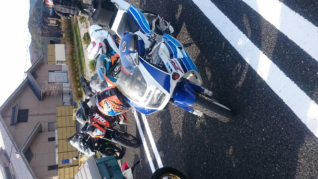 f:id:tomo-NSR250R:20151102182349j:image f:id:tomo-NSR250R:20151102182349j:image