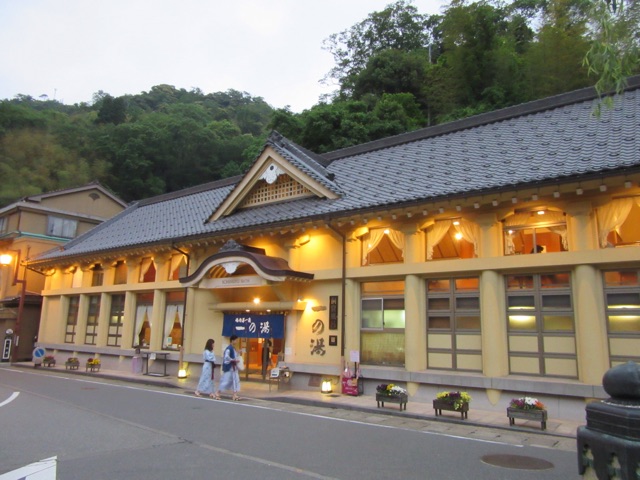 f:id:tomokotrip:20150517201620j:plain f:id:tomokotrip:20150517201620j:plain