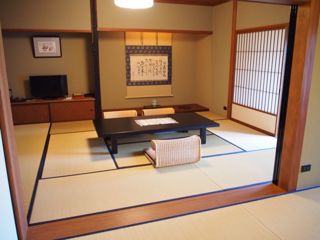 f:id:tomokotrip:20150608001808j:plain f:id:tomokotrip:20150608001808j:plain