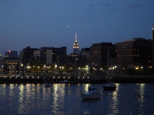 f:id:tomosaku:20150621084534j:plain f:id:tomosaku:20150621084534j:plain