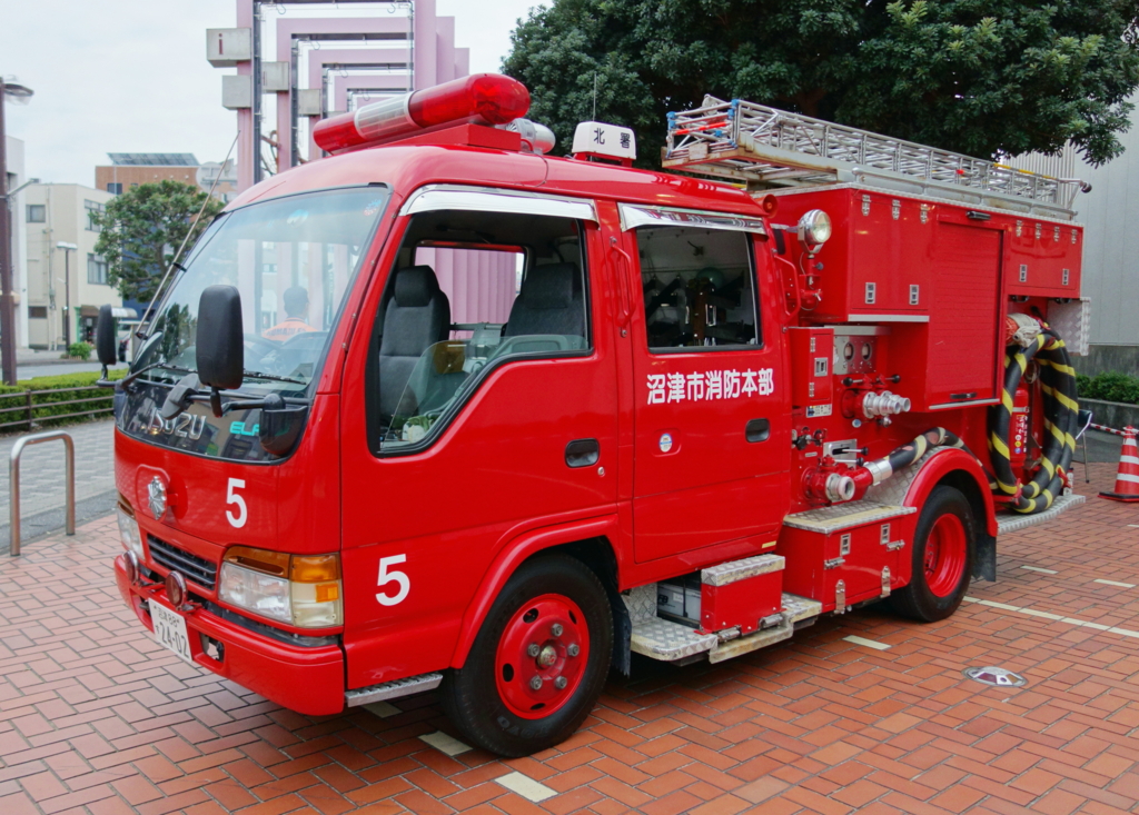 f:id:train313:20151114100040j:plain f:id:train313:20151114100040j:plain