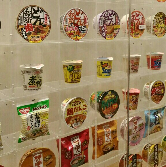 インスタントラーメンヒストリーキューブ インスタントラーメンヒストリーキューブ