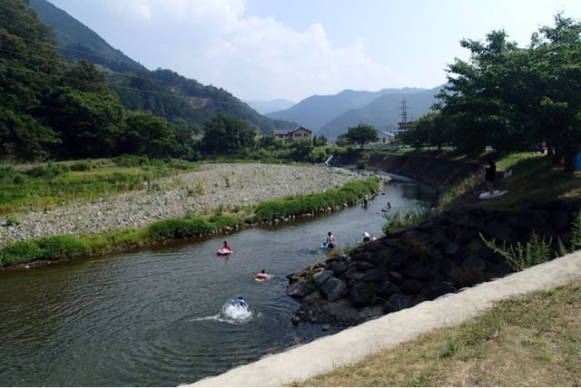 f:id:wild_cat:20130818054822j:plain f:id:wild_cat:20130818054822j:plain