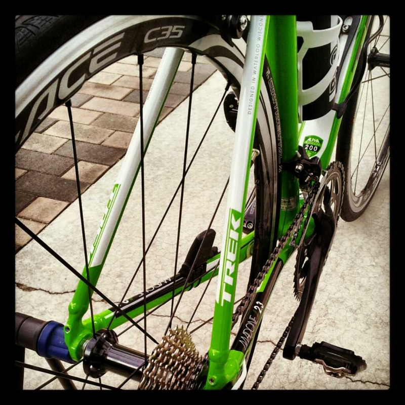 TREK Madone 2.3 ロードバイク カスタム可能 コスパ最強！ TREK（トレック） Madone（マドン） 2.3 が買取で