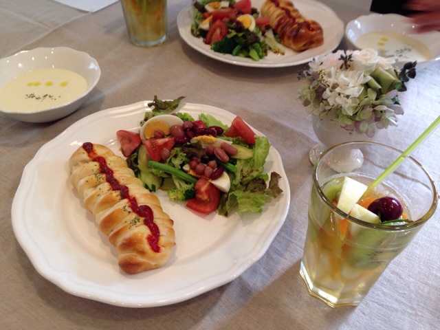 f:id:yasuko-fiore:20140921212155j:plain f:id:yasuko-fiore:20140921212155j:plain
