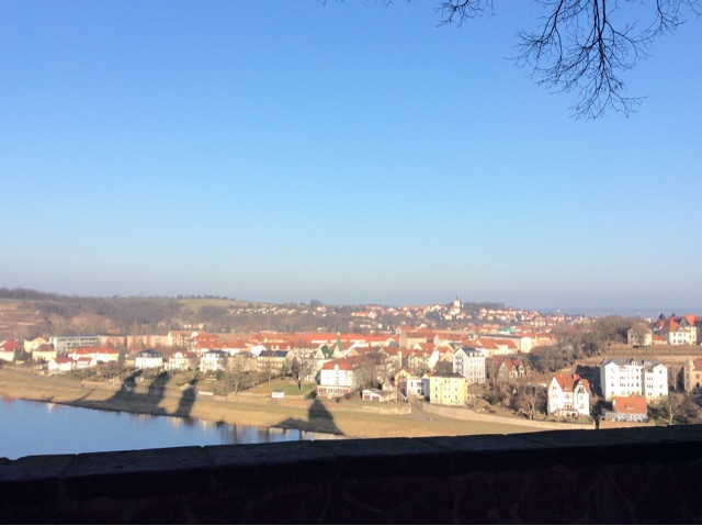 f:id:yosakv:20150301205746j:plain f:id:yosakv:20150301205746j:plain
