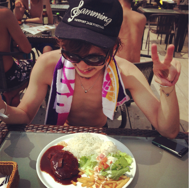 f:id:yoshiki810:20130809115900j:plain f:id:yoshiki810:20130809115900j:plain