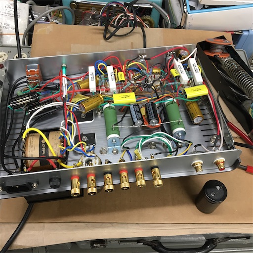 通電数十秒後にヒューズが飛ぶ。 - A2 Laboratory. Work shop