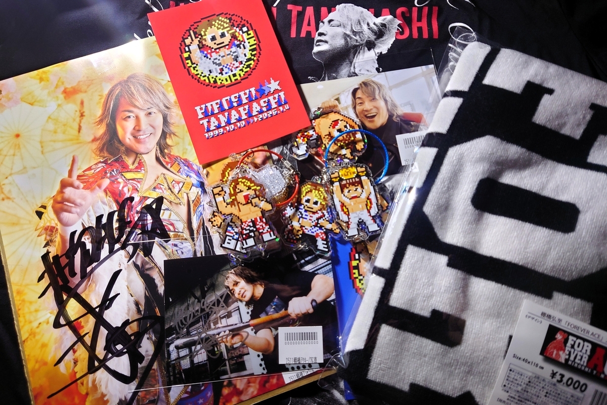 新日本プロレス 棚橋弘至】クリスマスは闘魂SHOP！アベイル！棚橋缶