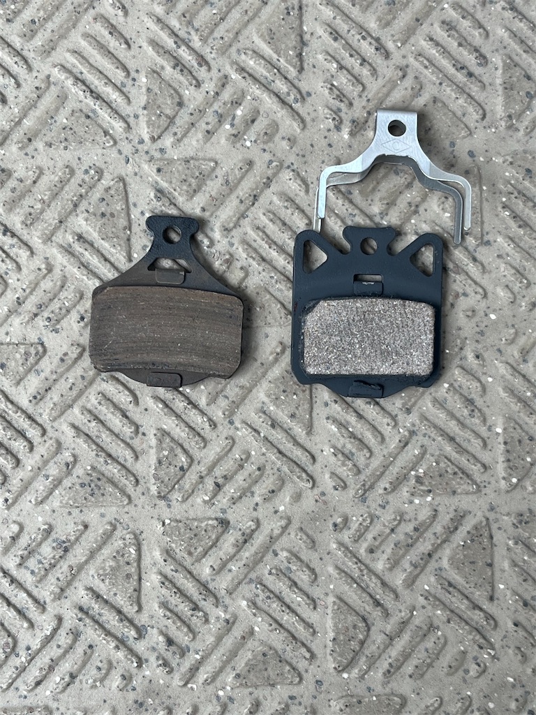 SK Pininfarina Disk カンパニョーロ・ブレーキパッド交換（初