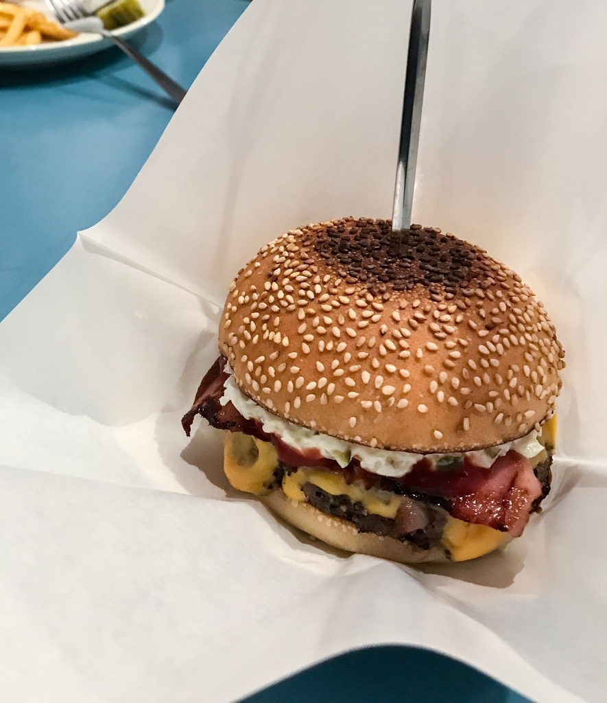 fledged burger オールドベーコンチーズ