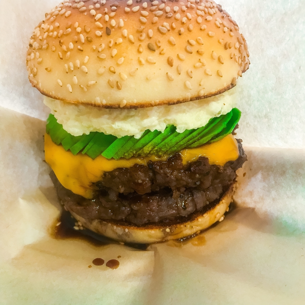 fledged burger アボチー+パティ