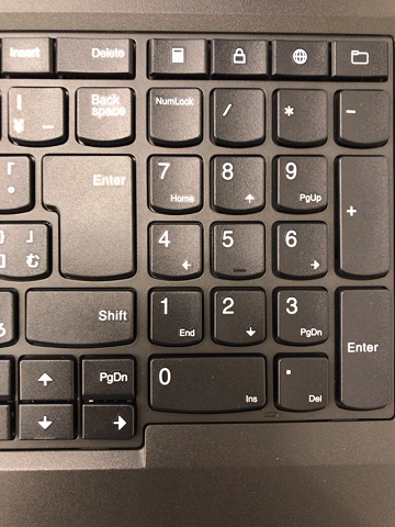 テンキーがあっても右シフトキーは長い
