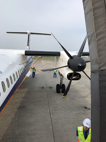 プロペラ機