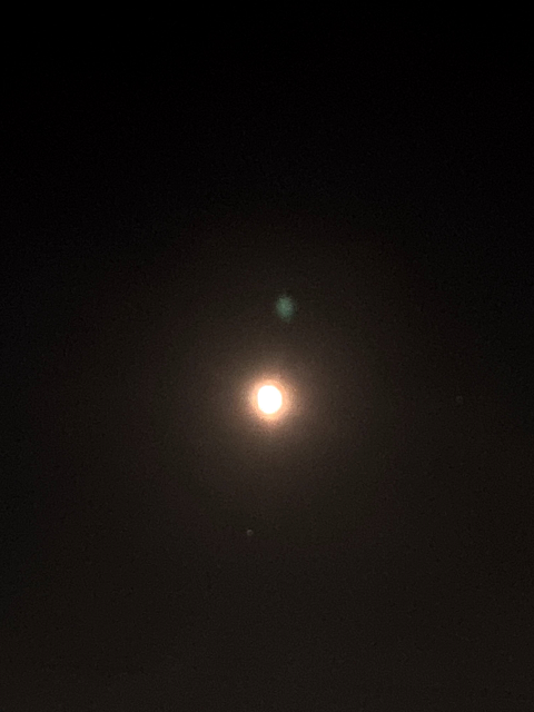月