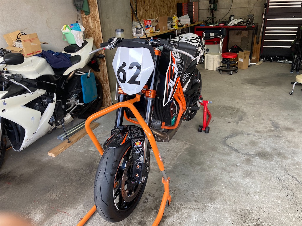 バイク手組みタイヤ交換 のんびりバイク日和