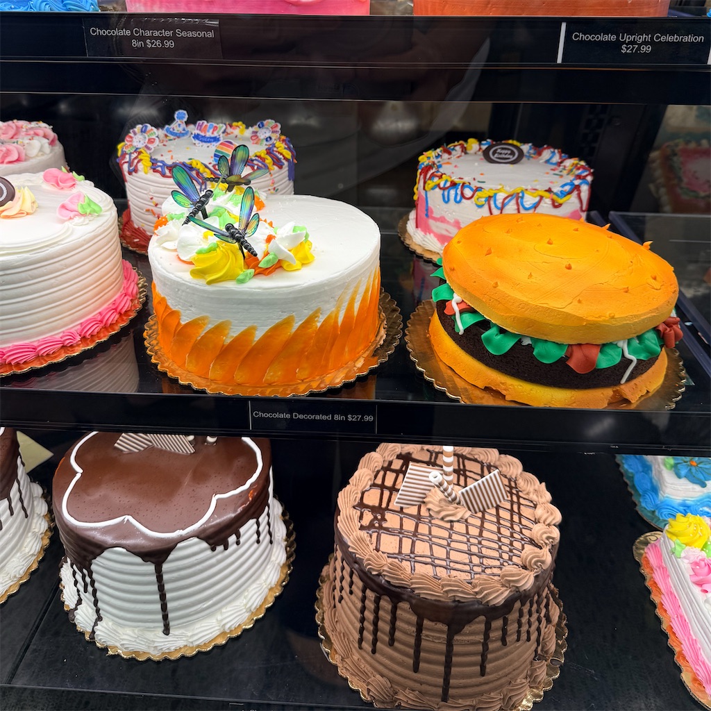 アメリカのカラフルなケーキ
