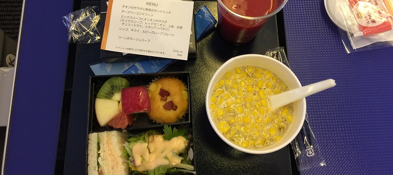 プレミアムクラスのGOZENの食事