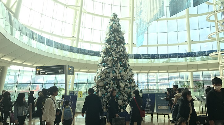 羽田空港のクリスマスツリー