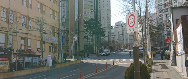 最初の右折道路