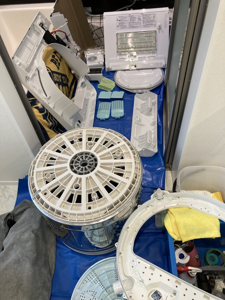 洗濯機クリーニング HITACHI BW-DX120E 分解クリーニング - 中野