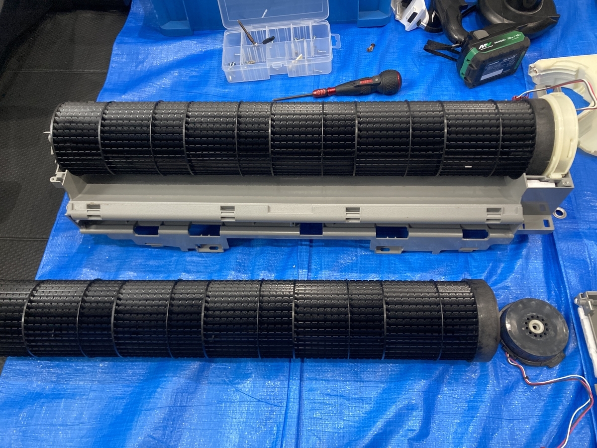エアコンクリーニング DAIKIN AN80PRP 背抜き分解 - 中野さん@おそうじ日記