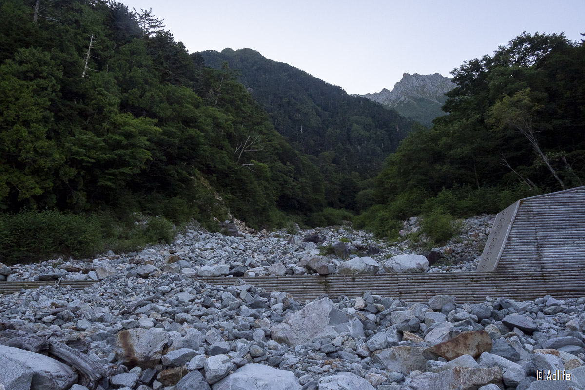 白出沢出合