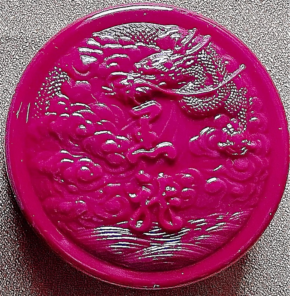 超乾燥肌必見 高保湿の黒龍クリームが手放せない Adhara アダァラ の昼と夜 超乾燥肌必見 高保湿の黒龍クリームが手放せない Adhara アダァラ の昼と夜