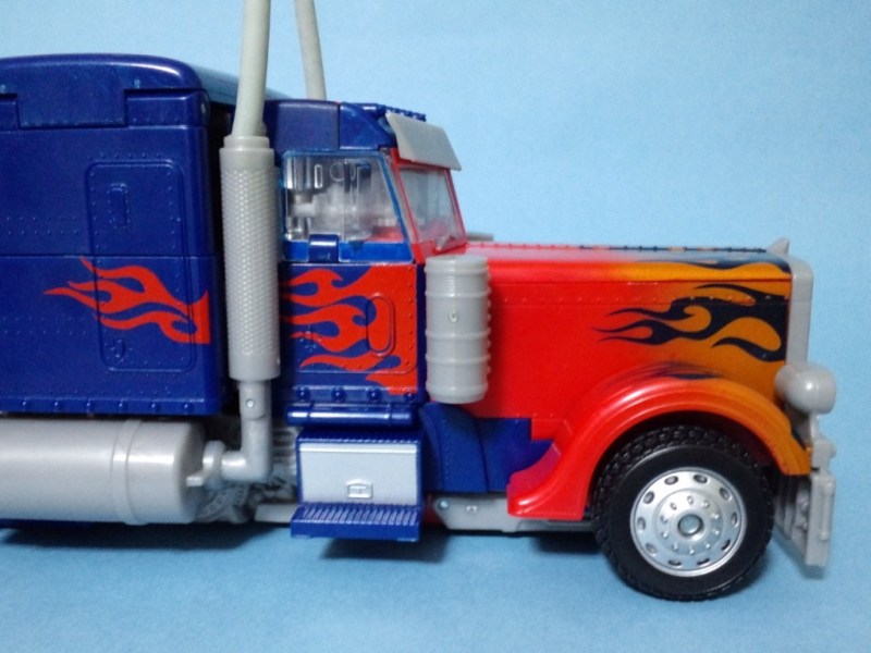 トランスフォーマー リベンジ RA-01 オプティマス・プライム - 多々