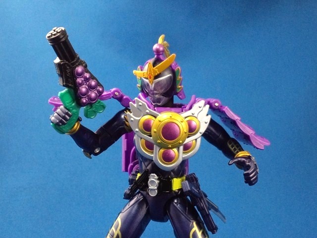 アームズチェンジシリーズ03 仮面ライダー龍玄 ブドウアームズ バンダイ アームズチェンジシリーズ AC03 仮面ライダー龍玄