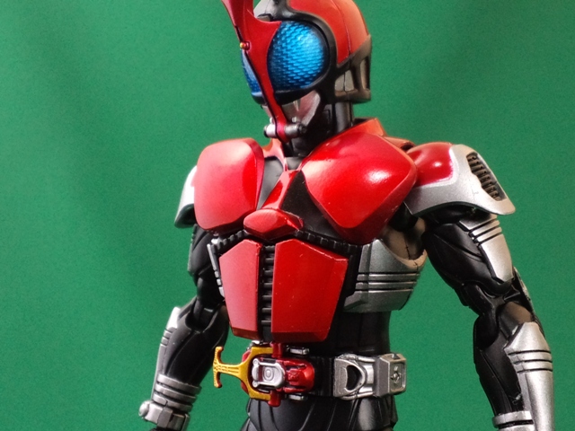 S.H.Figuarts 仮面ライダーカブト (真骨彫製法) - 多々買いは数