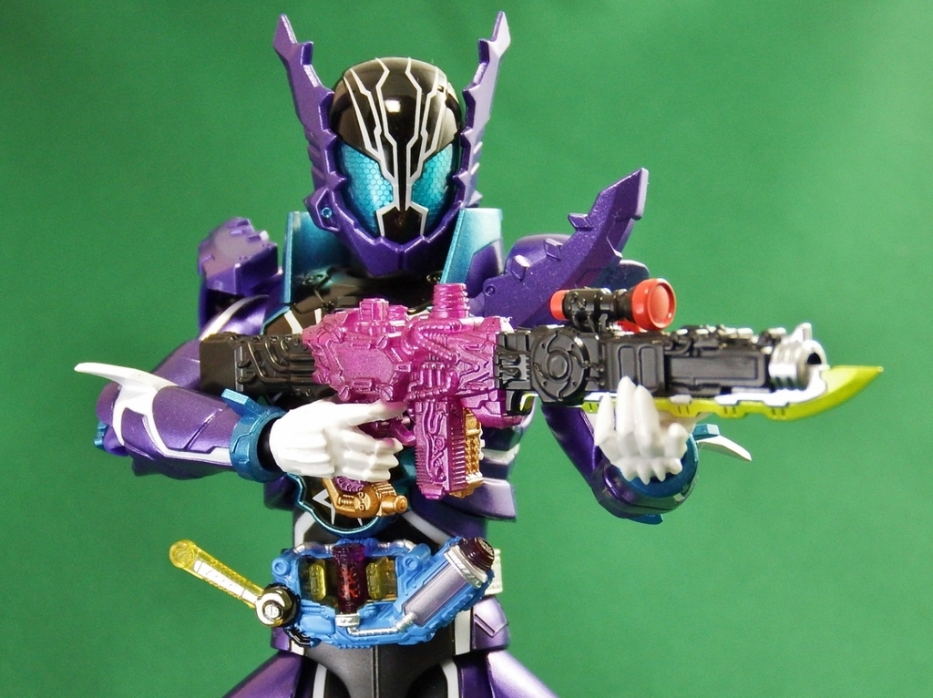 S.H.Figuarts 仮面ライダーローグ (プレミアムバンダイ限定
