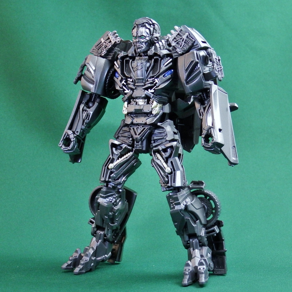 トランスフォーマースタジオシリーズ SS-10 ロックダウン - 多々