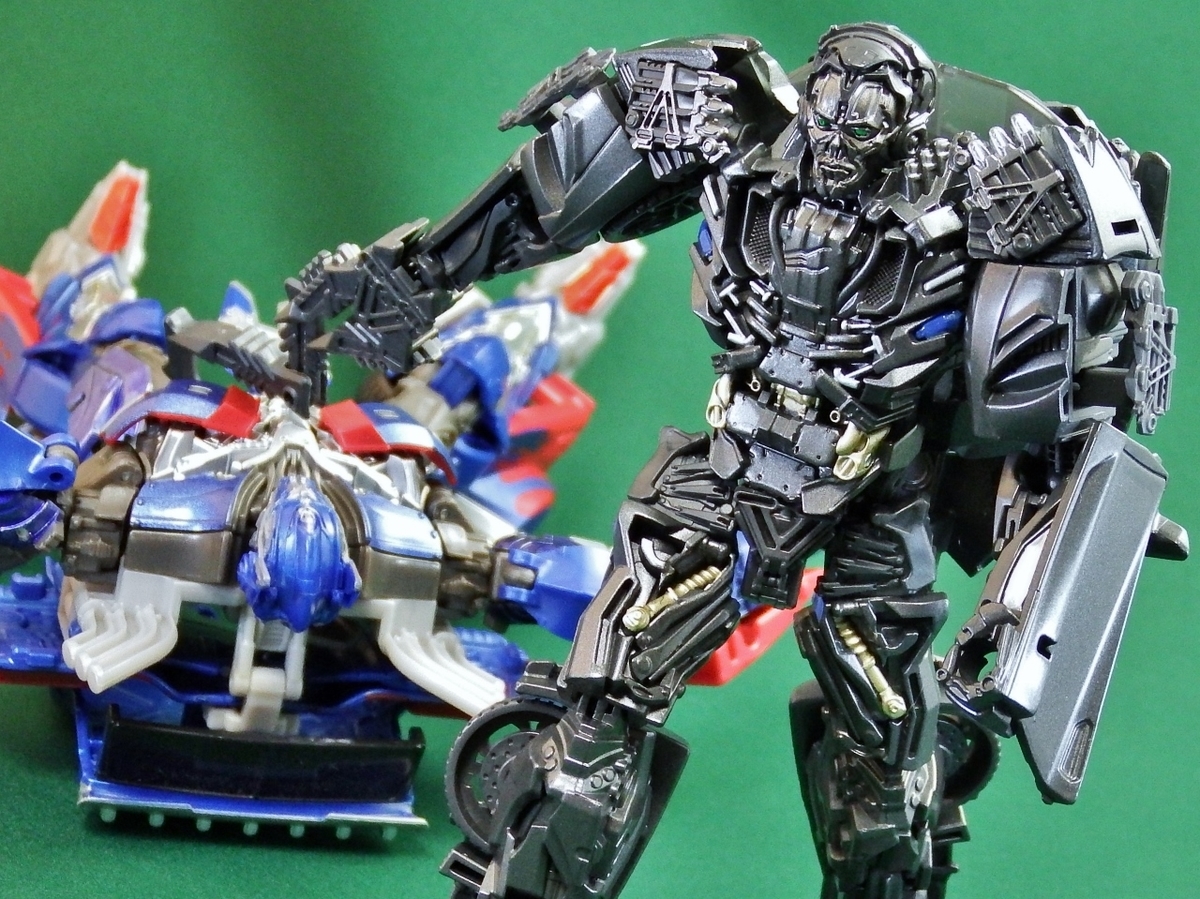 トランスフォーマースタジオシリーズ SS-10 ロックダウン - 多々