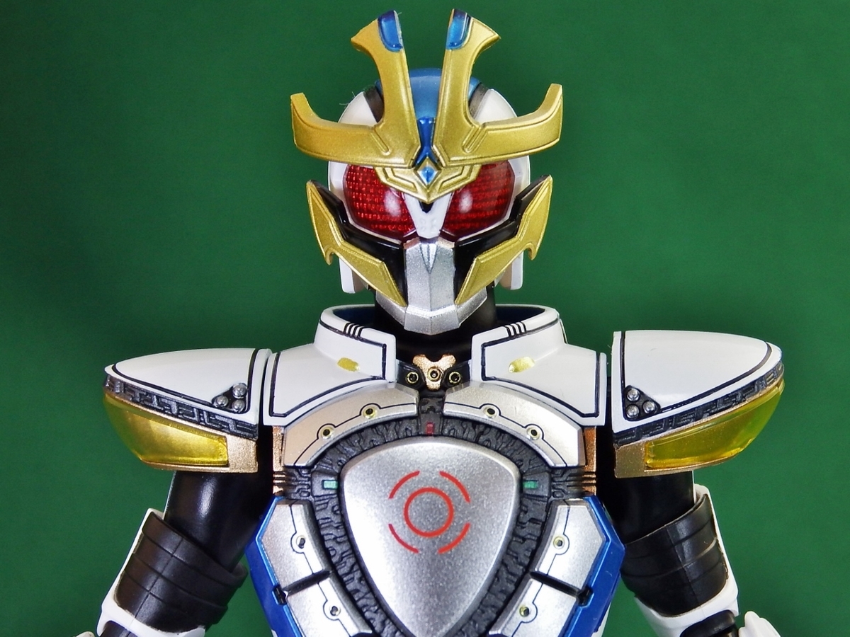 S.H.Figuarts 仮面ライダーイクサ 真骨彫製法 (プレミアムバンダイ限定