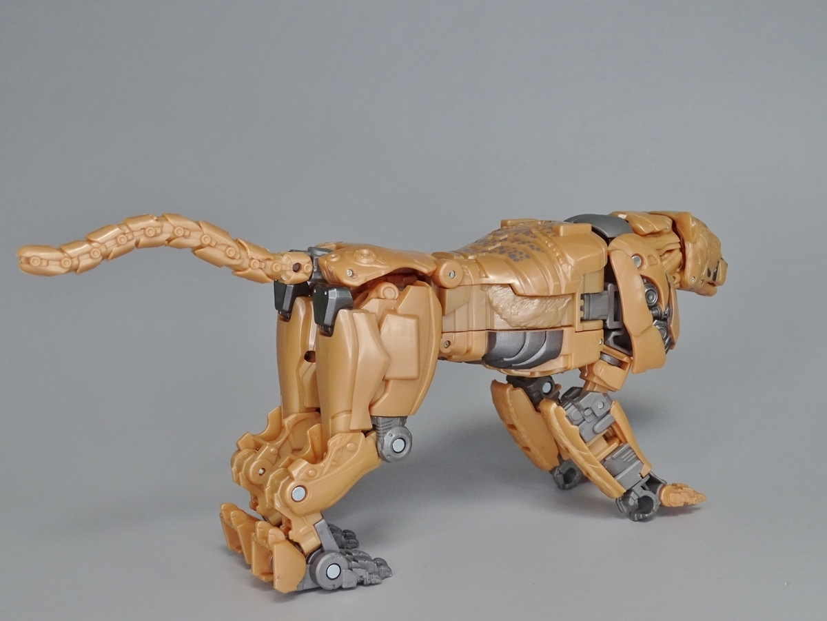 トランスフォーマー スタジオシリーズ SS-108 チーター Amazon.co.jp: トランスフォーマー SS-108 チーター : おもちゃ