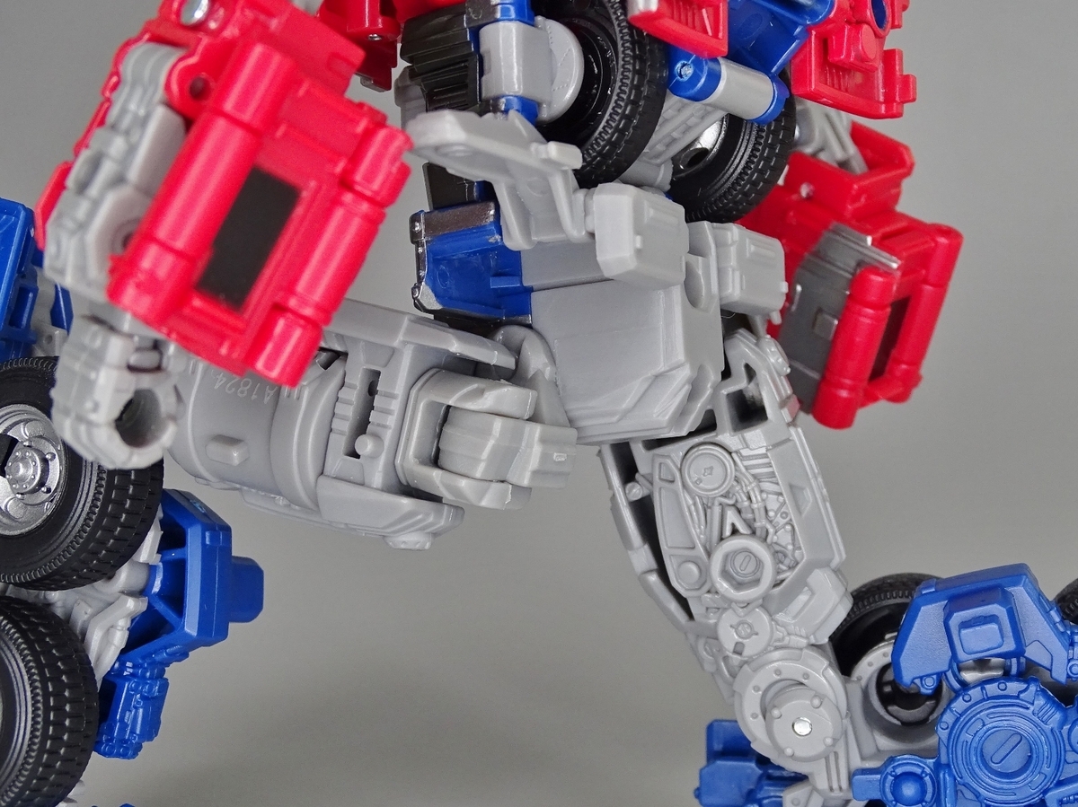 Amazon.com: Takara Tomy Transformers SS-122 Optimus Prime