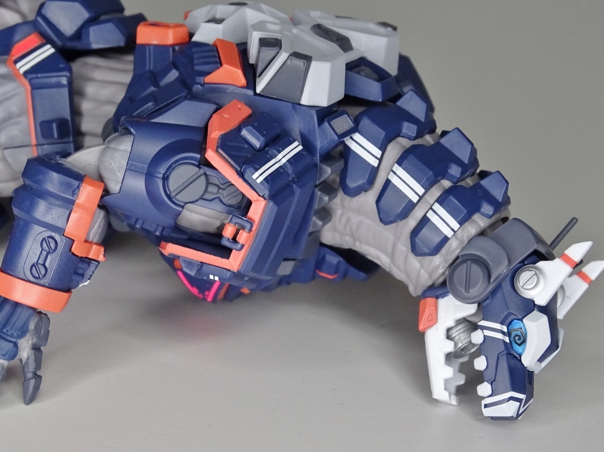 S.H.Figuarts 23式特殊戦術機甲獣アースガロン & プレミアム