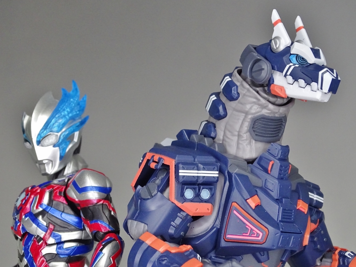 S.H.Figuarts 23式特殊戦術機甲獣アースガロン & プレミアム
